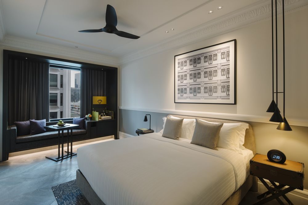 Grand Park City Hall — guest room