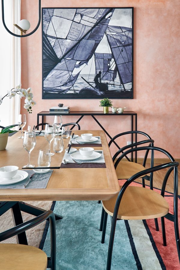 Khem Beach Resort — dining area